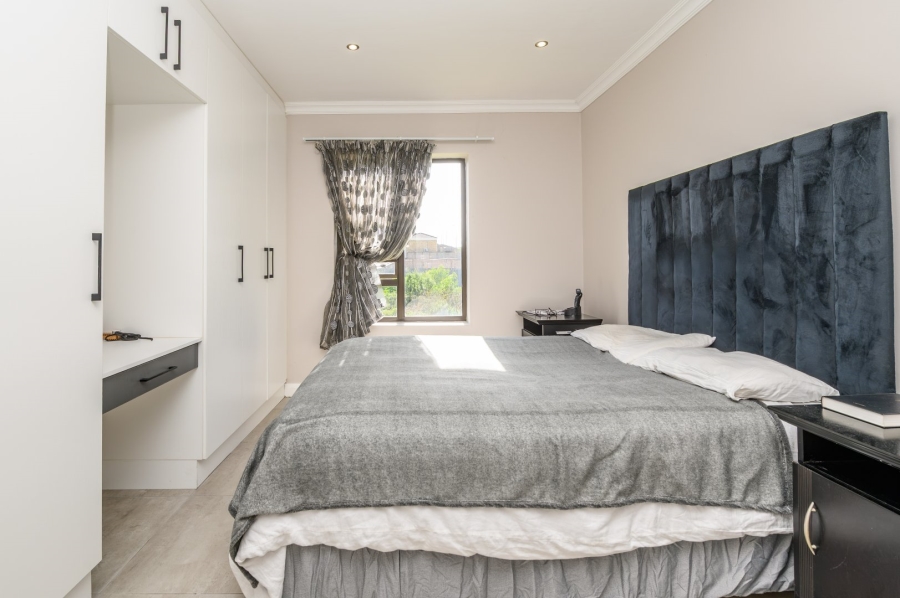 2 Bedroom Property for Sale in Sherwood Eastern Cape